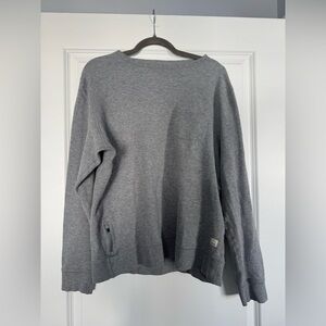 Vuori Men's Crewneck Sweater in Heather Gray